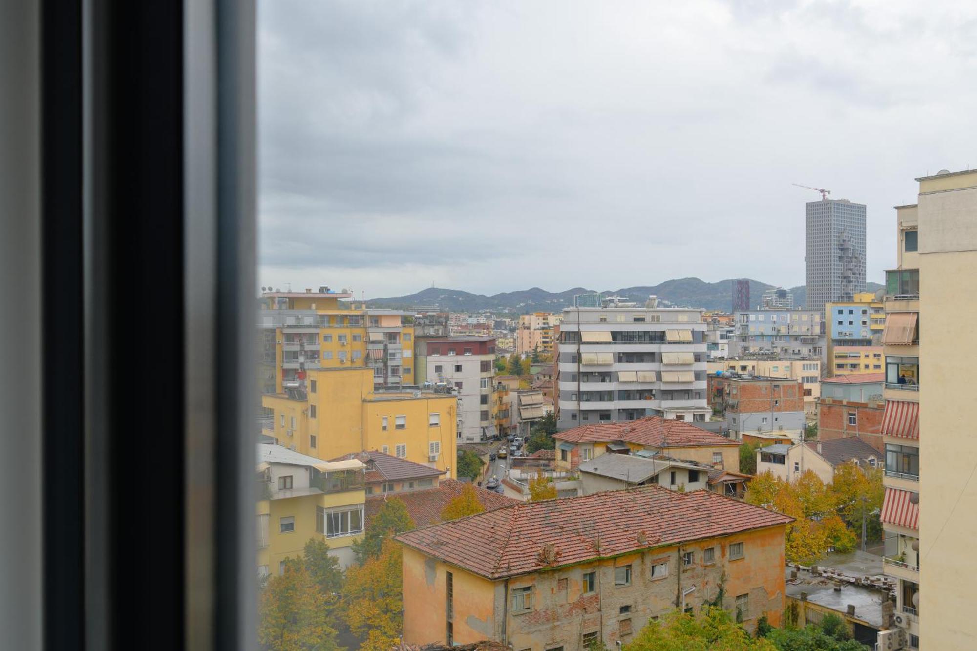 Tirana Cityscape Εξωτερικό φωτογραφία